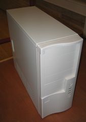 Kabinet m. 300 Watt PSU